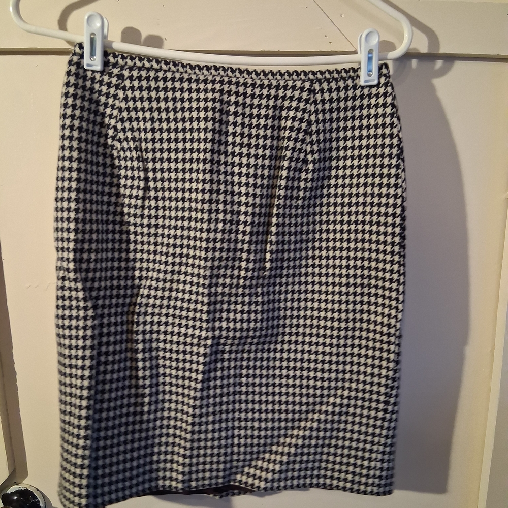 Jones New York Black and White Pencil Skirt